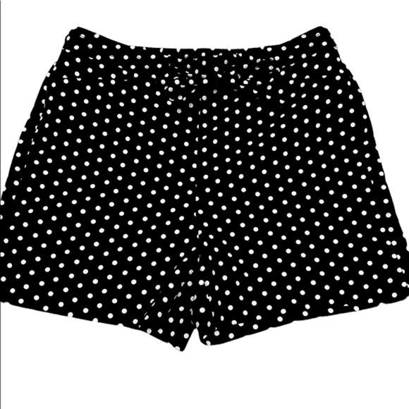 INC International Concepts Medium White Black polka dot pull on Short gathered - Picture 7 of 8